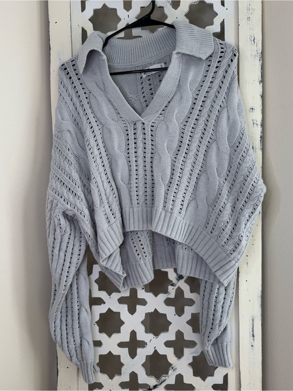 SMALL Vintage Hollister Gray Oversized Cropped Sweater